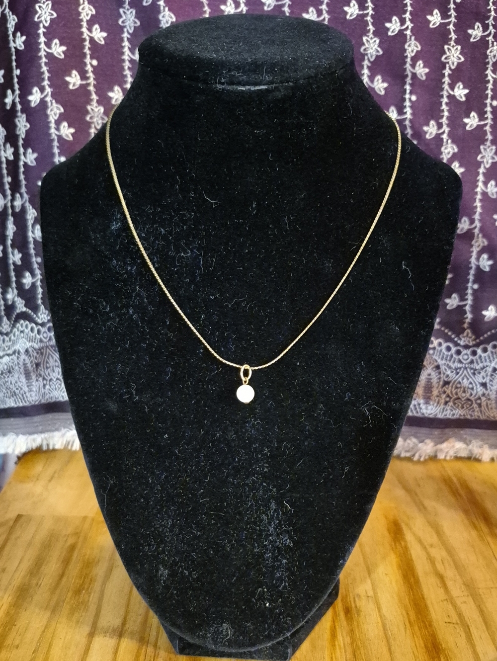 Delicate Gold Pendant Necklace - Minimal Disc Charm